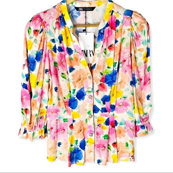 NWT Zara Floral Printed Blouse with Jewel Buttons Blogger Favorite Balletcore - Picture 3 of 10